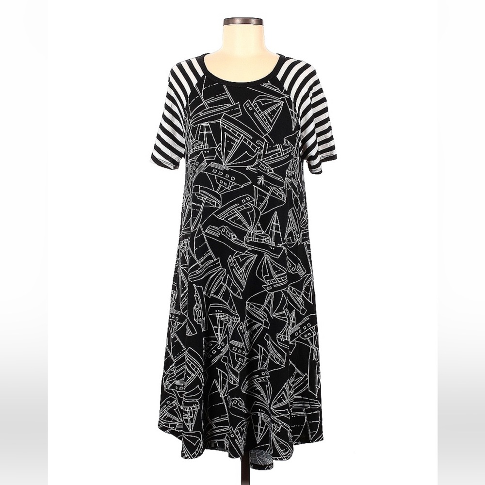 Lularoe Sailboat Carly Small
